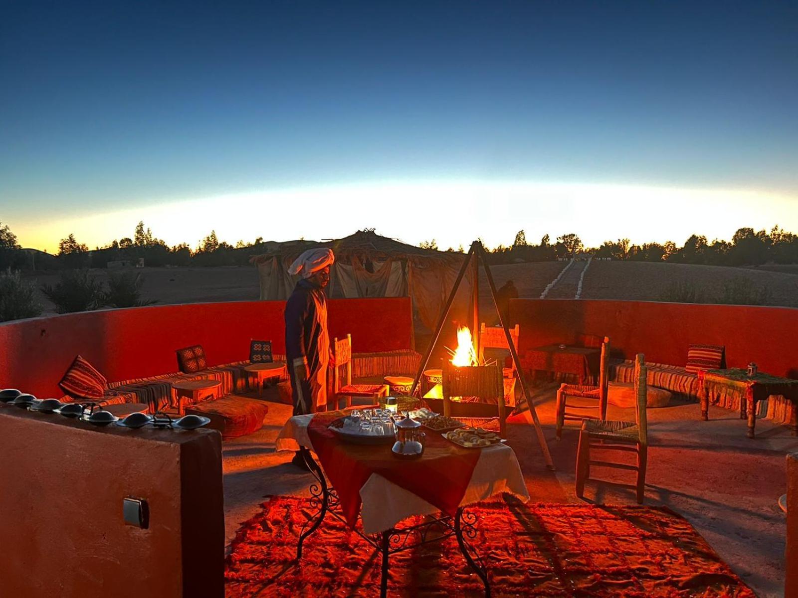 Hotel Luxury Camp Camelhouse à Merzouga Extérieur photo