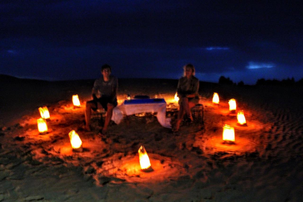 Hotel Luxury Camp Camelhouse à Merzouga Extérieur photo